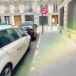 Elysees Charm