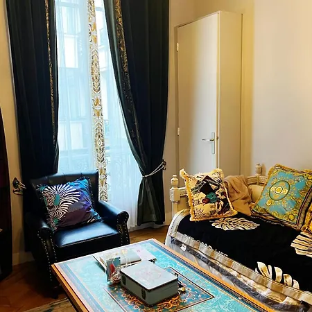 Elysees Charm Apartamento *