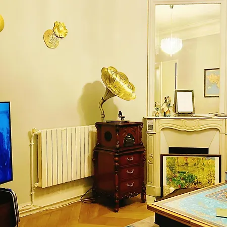 élysées Charm Paris