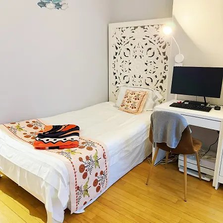 아파트 Elysees Charm *